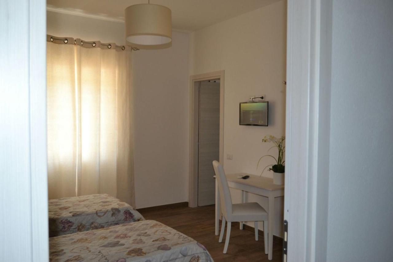 Bed and Breakfast Etesia Olbia Exterior foto