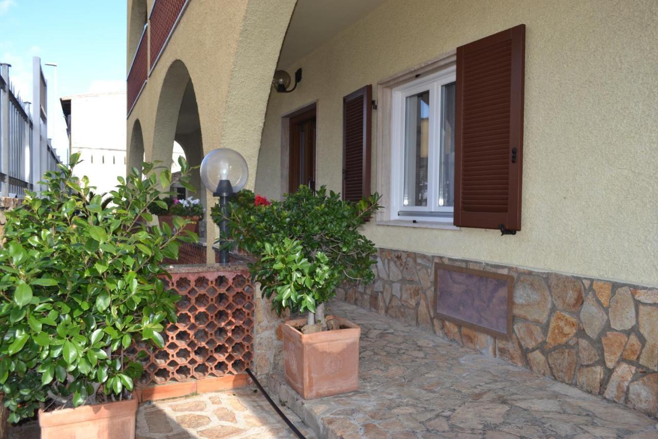 Bed and Breakfast Etesia Olbia Exterior foto
